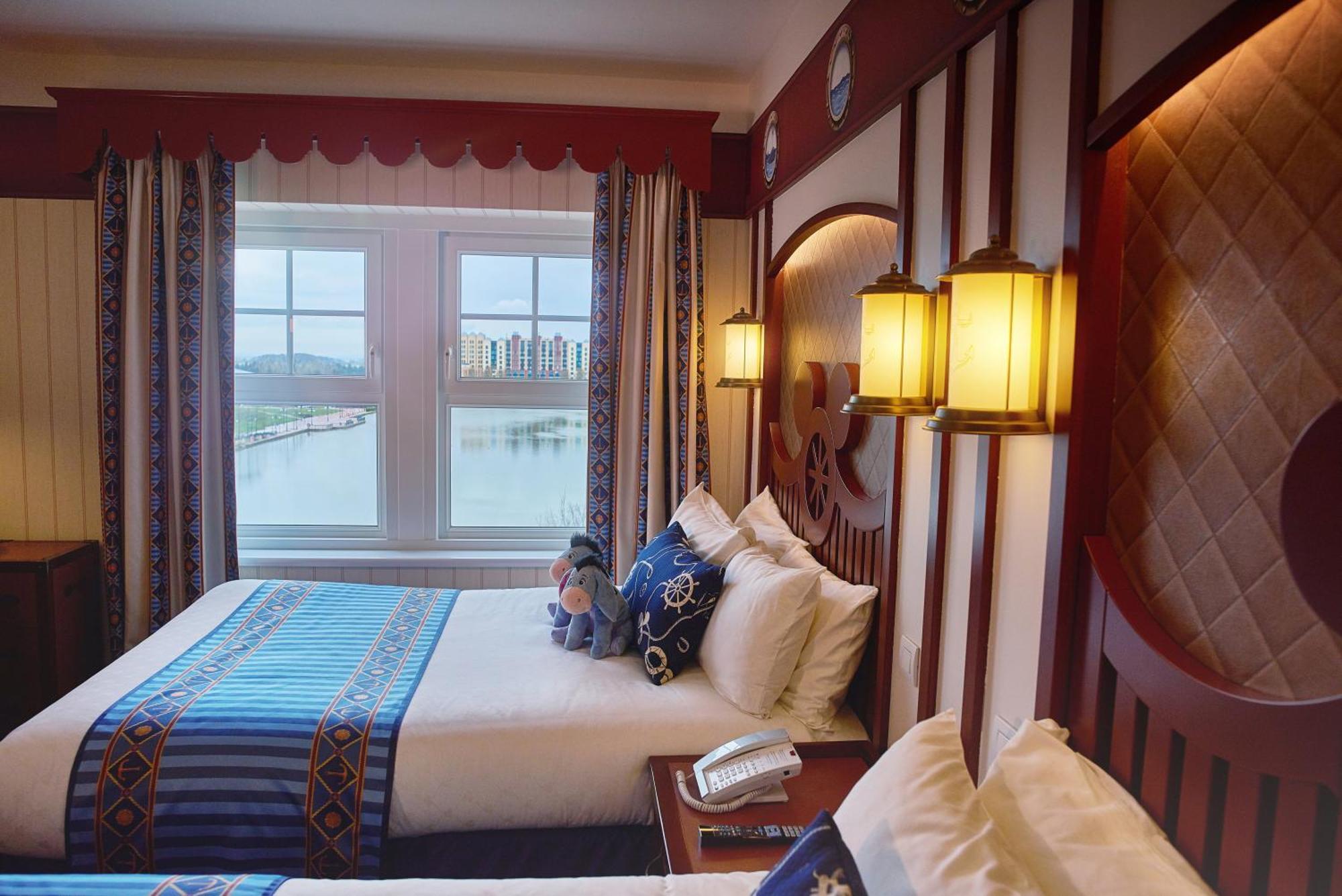 Hotel Newport Bay Club 4*