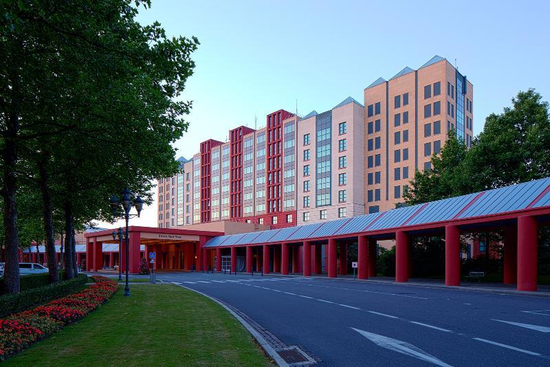Newport Bay Club Hotel 4*